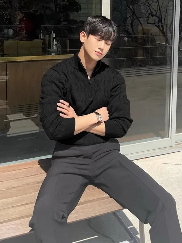 Свитер на молнии с воротником-стойкой