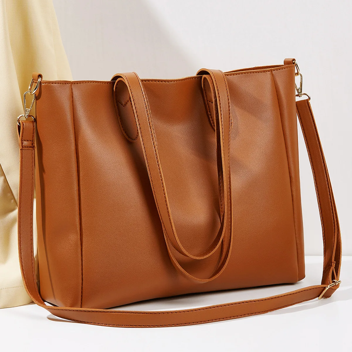 

Большая черная сумка-кошелек для женщин, роскошная дизайнерская сумка-тоут vip, новая модная многофункциональная дамская сумка через плечо и...