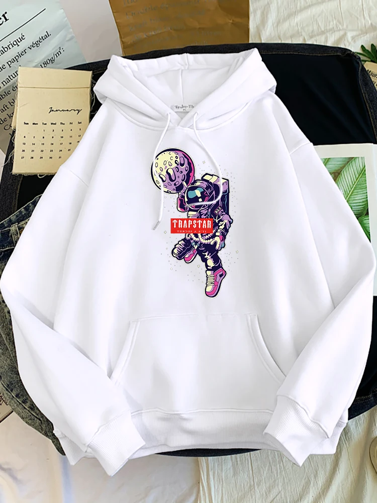 

Трапециевидный Лондонский Баскетбол астронавт Женский свитшот Harajuku Повседневная Толстовка модная Свободная Толстовка осенний винтажный ...