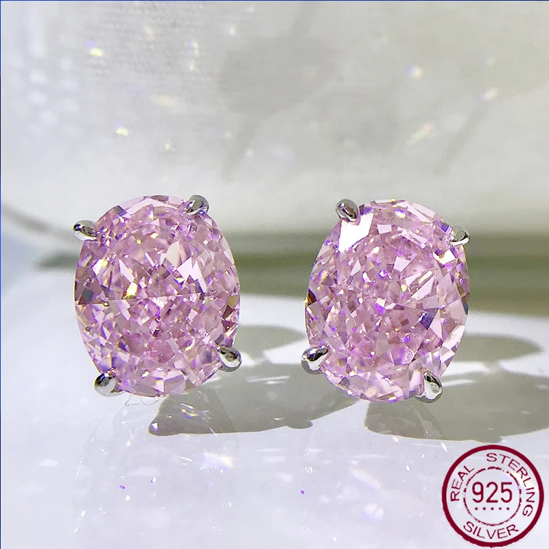 

2023 New High Carbon Diamond Ice Flower Cut Earrings with Denier Shape 8 * 10 Claw Set s925 Sterling Silver, Simple and Versatil