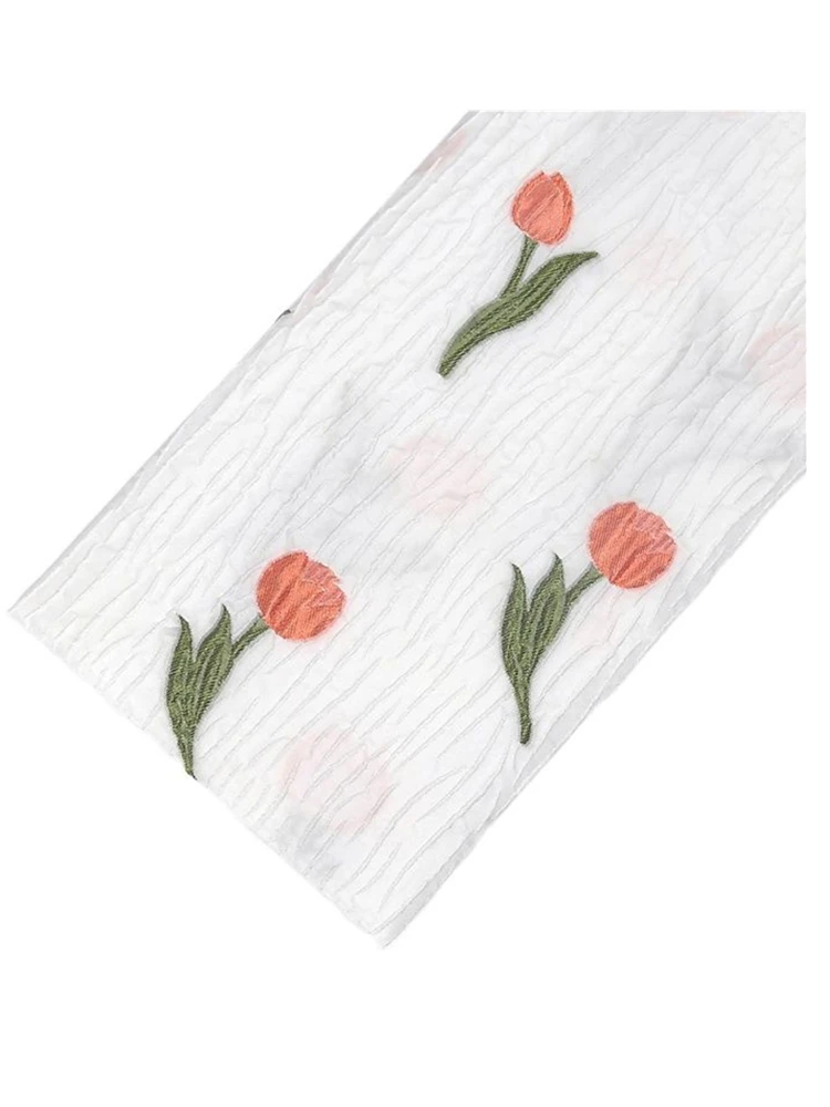 

Tulip Gold Silk Jacquard Fabric, Flower Wrapping Paper, Bouquet Packaging Material, Three-Dimensional