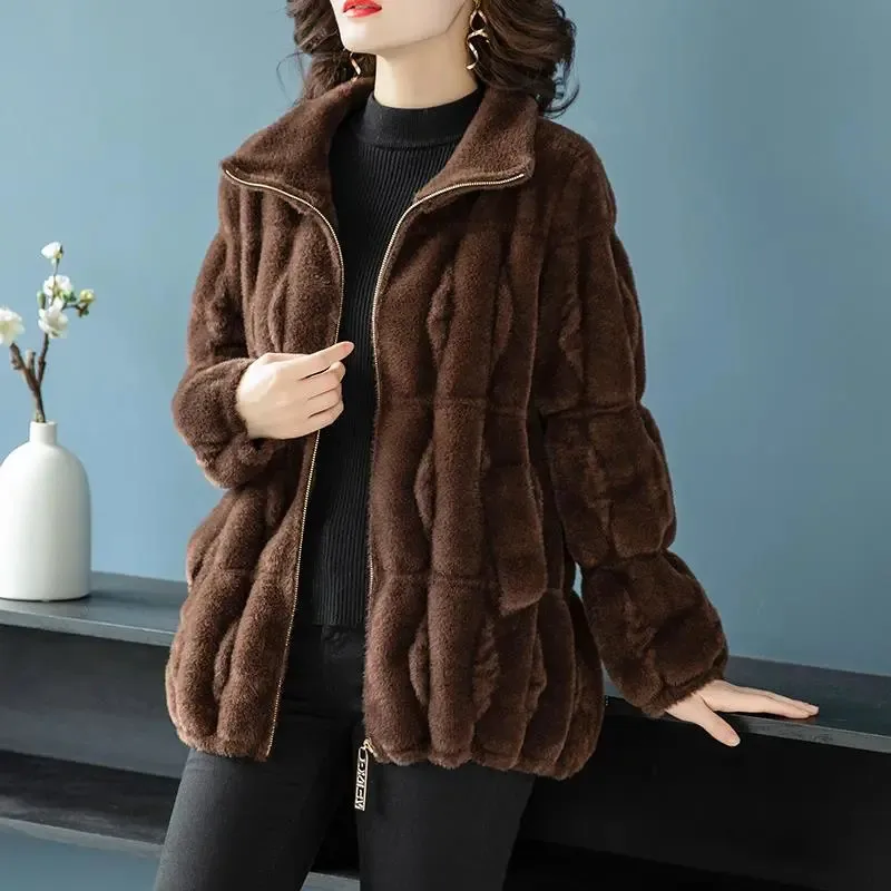 Осень-зима 2022 пальто новая женская короткая куртка из норкового бархата топ