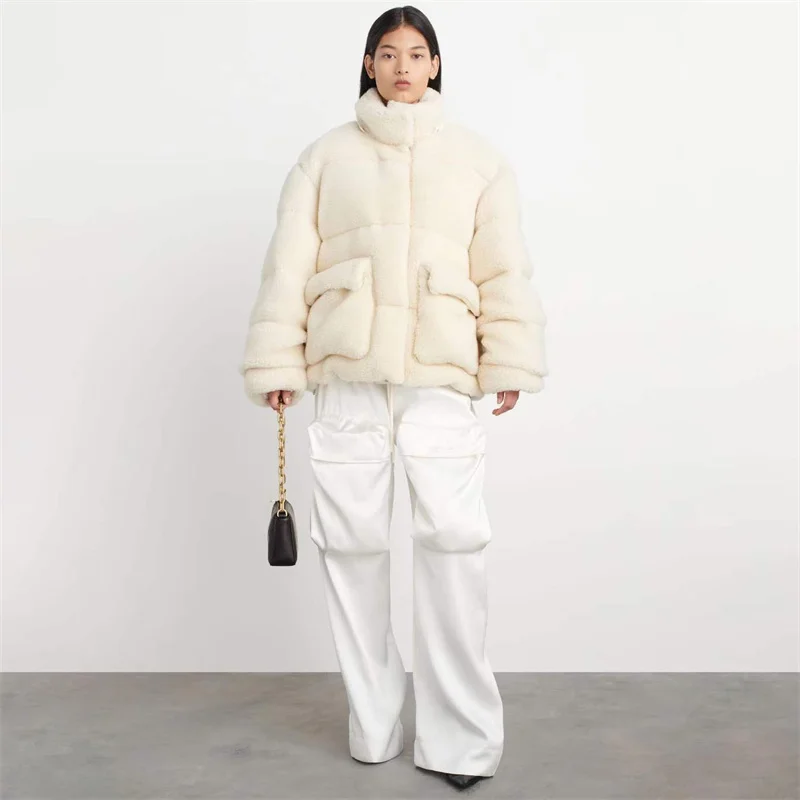 

Зимняя куртка, новинка 2023, женская верхняя одежда, Короткие пуховики, плотное теплое флисовое пальто с капюшоном, модный лыжный костюм, Traf
