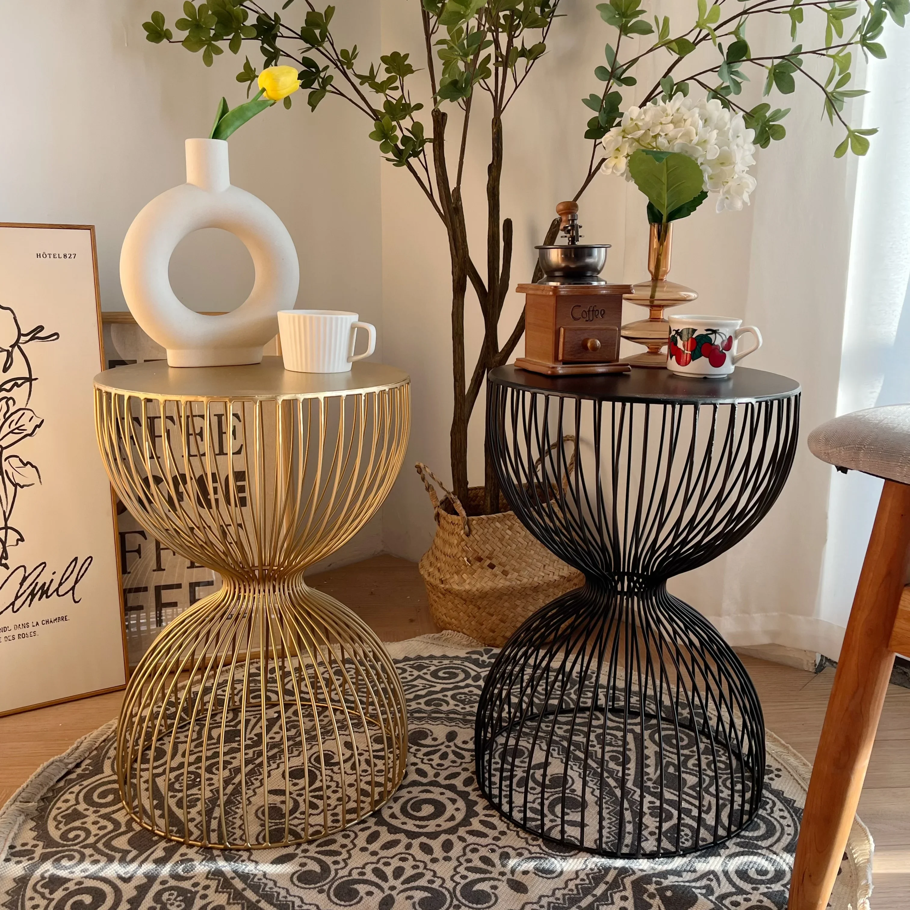 

New York Apartment Ins Style Nordic Retro Iron Art Coffee Table Sofa Side Table Coffee Table Bedside Corner Table