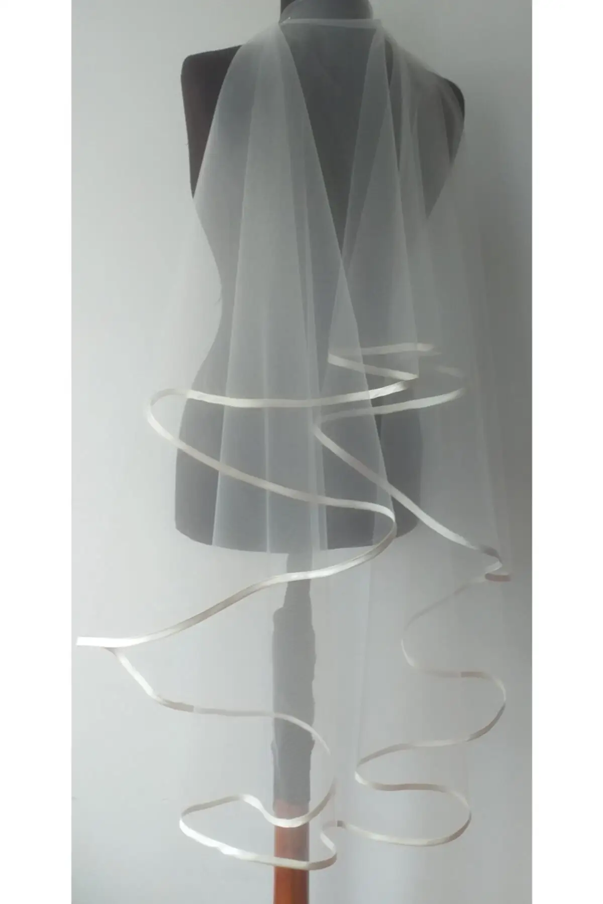 

Bridal Accessories Ribbon Bridal Veil Wedding Handmade For Bride And Bridesmaids