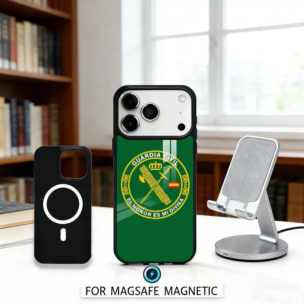 Чехол для телефона S-Spanish G-Guard Civil Emblem с магнитом для iPhone 17, 16, 15, 14, 13, 12 Pro Max, совместимый с беспроводной зарядкой MagSafe (art.: 3920d7eadfa7c) - 3920d7eadfa7c