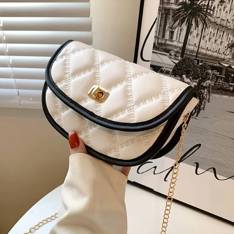 

New style stitched poncho straddle fashionable saddle bag 2022