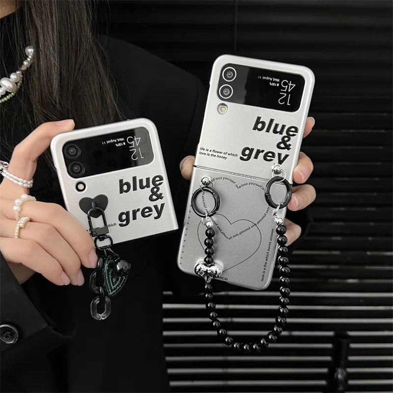 Simple Silver Matte Line Love Heart Phone Case for Samsung Galaxy Z Flip 4 3 Hard Cover for ZFlip3 Zflip4 Solid Shell Bracket