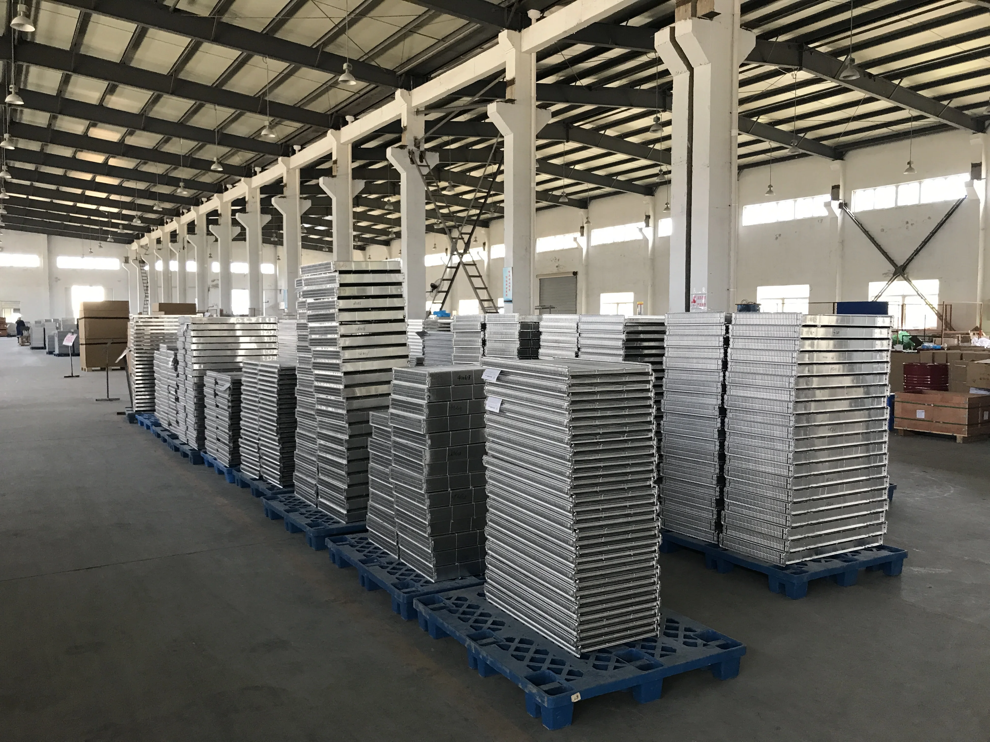 Грузовик LR AUTO Turbo Charger Интеркулер 20758816 3183747 8112564 для FM12 NISSENS 97006