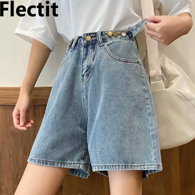 Шорты-бермуды женские джинсовые с широкими штанинами и регулируемой талией |