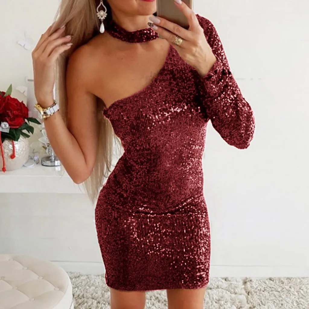 Нарядное платье для взрослых