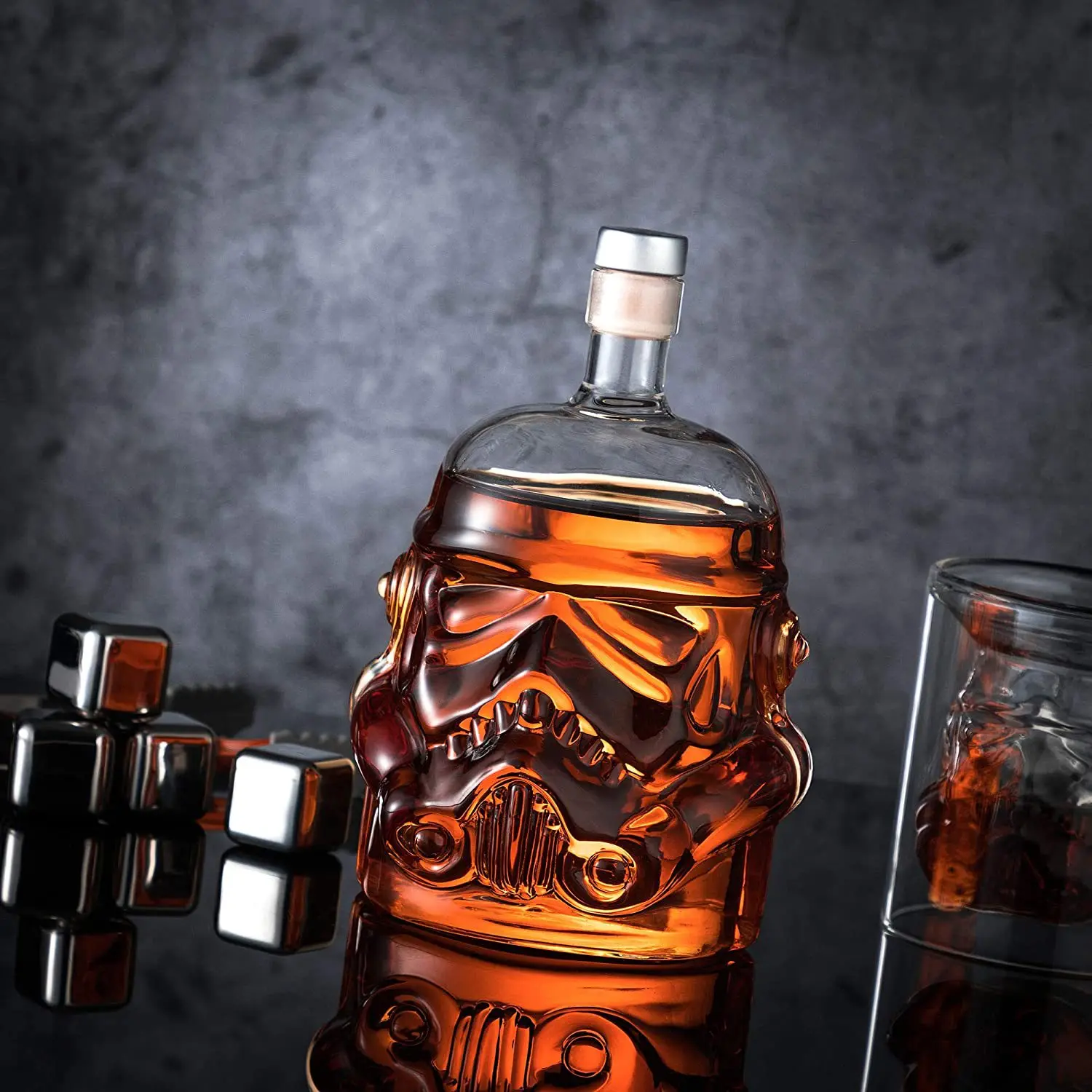 650ml creative Storm Trooper  Whiskey Decanter Crystal Glass Wine Decanter Bottle Magic Aerator Wine Glasses Accessories