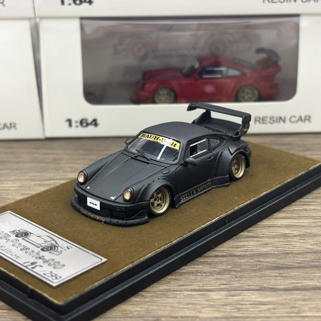 Фото QIDIAN МОДЕЛЬ 1:64 RWB930 Четырехцветная модель автомобиля из смолы в 2025 году №4
