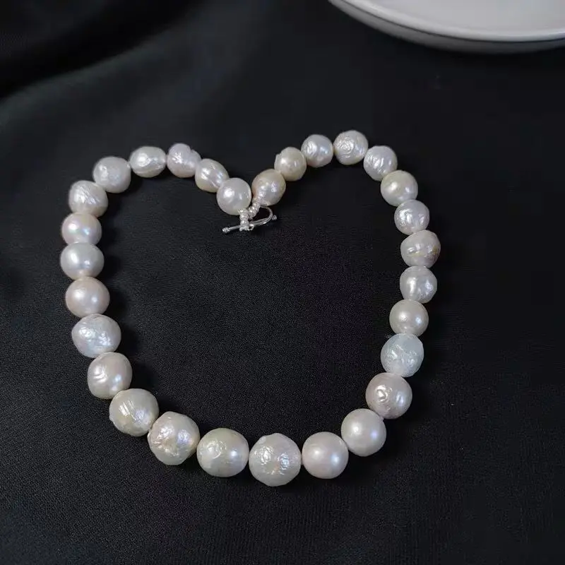 

Gorgeous 12-13mm South Sea Baroque White Pearl Necklace 18inch