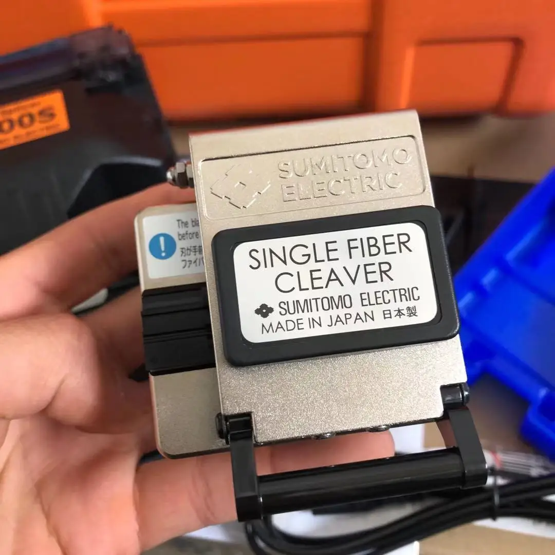 Japan Original Sumitomo T-400S Fiber Fusion Splicer /welding Machine Single Core FTTH Fiber Splicing Machine English Version