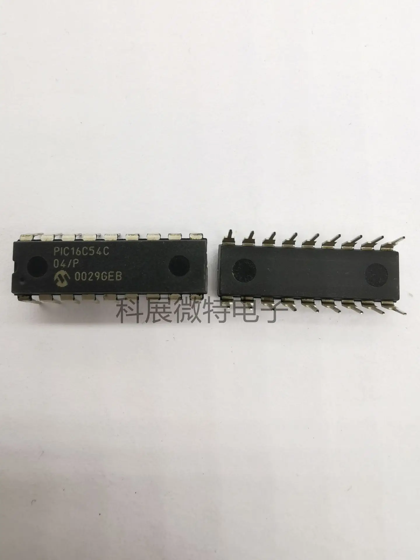 

PIC16C54C04/P DIP-18 Integrated chip Original New