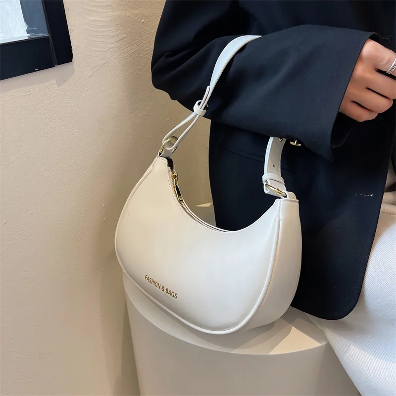 

Кожаная сумка на плечо для женщин, Повседневная маленькая дамская сумочка в форме полумесяца, лето 2022