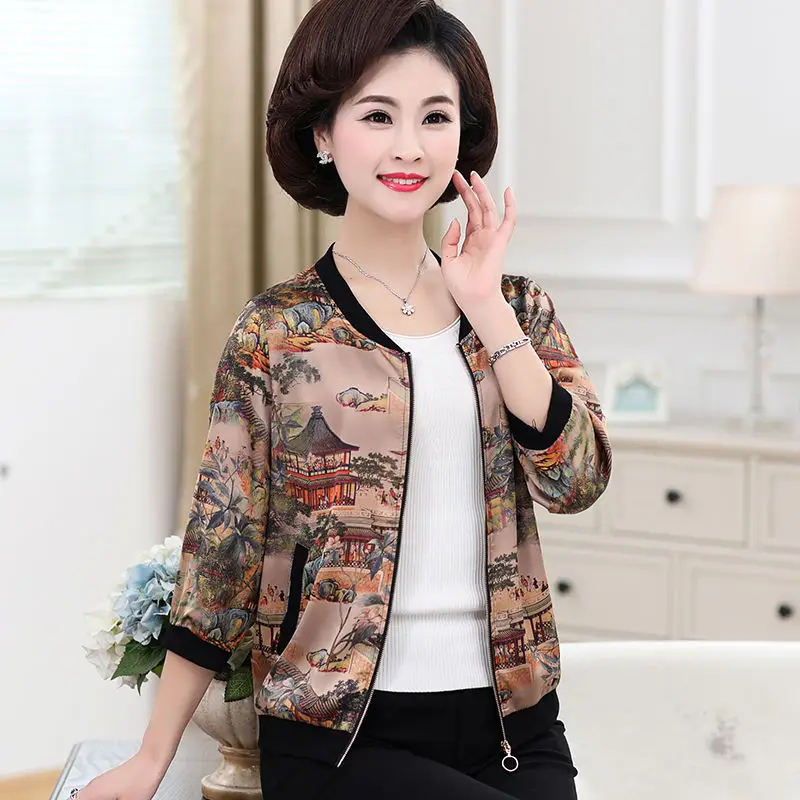 

Women 2022 Spring Summer Fashion Middle-aged and Elderly Coats Female Short Thin Jackets Ladies Loose Printed Outerwear S230
