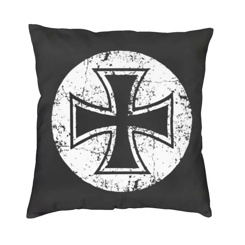 

Чехол на подушку герб Германии бархатный