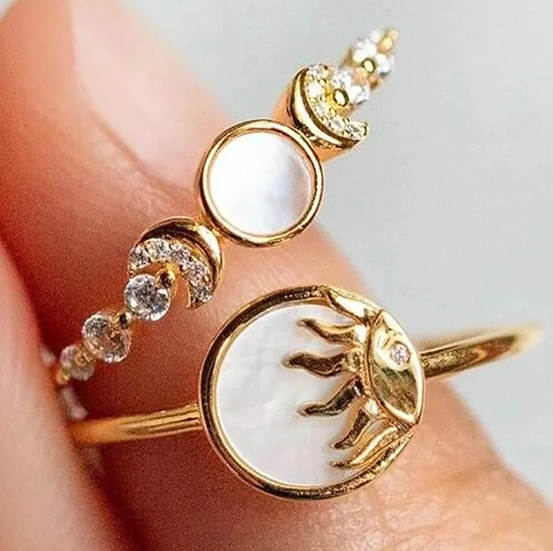 

2PC Simple White Opal Sun Moon Ring Set Women Gold Punk Gothic Gold Ring Charm Jewelry Anillo De Mujer