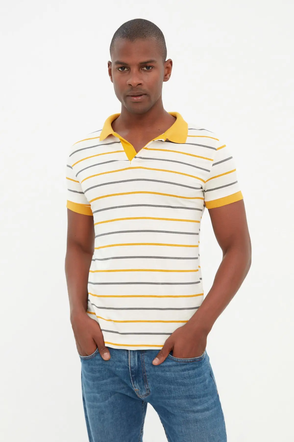 

Men's Slim Fit Striped Short Sleeve Button Polo Collar T-shirt TMNSS22PO0044