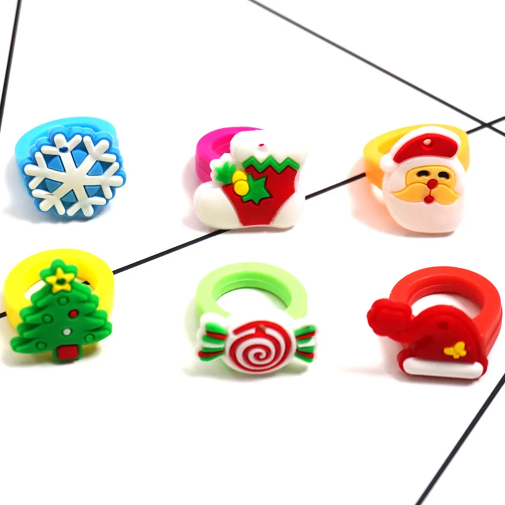 

30pcs Christmas Rings Adorable Cartoon Rings Jewelry Party Favors Gifts for Kids (Random Styles)