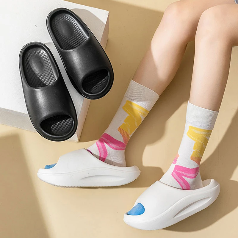 Casual Home Slippers Women Fashion Summer Beach Slides Outdoor Sandals Shoes Non-slip EVA Soft Thick Sole Unisex Indoor Slippers