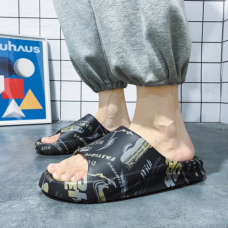 Men 2022 New Slides Summer  Thick Platform Cloud Slippers Beach Eva Soft Sole  Sandals Leisure Indoor Bathroom Anti-slip Shoes