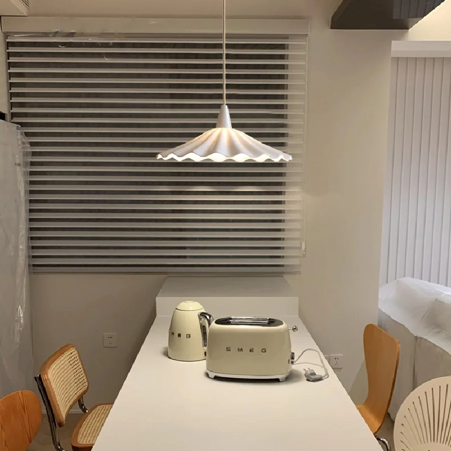 

French Fold Ceramic Pendant Lights Ins Popular Lotus Leaf White Chandelier Cafe Dining Room Bedside Minimalist E27 Hanging Lamp