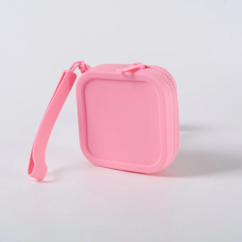 

Силиконовая сумка для косметики