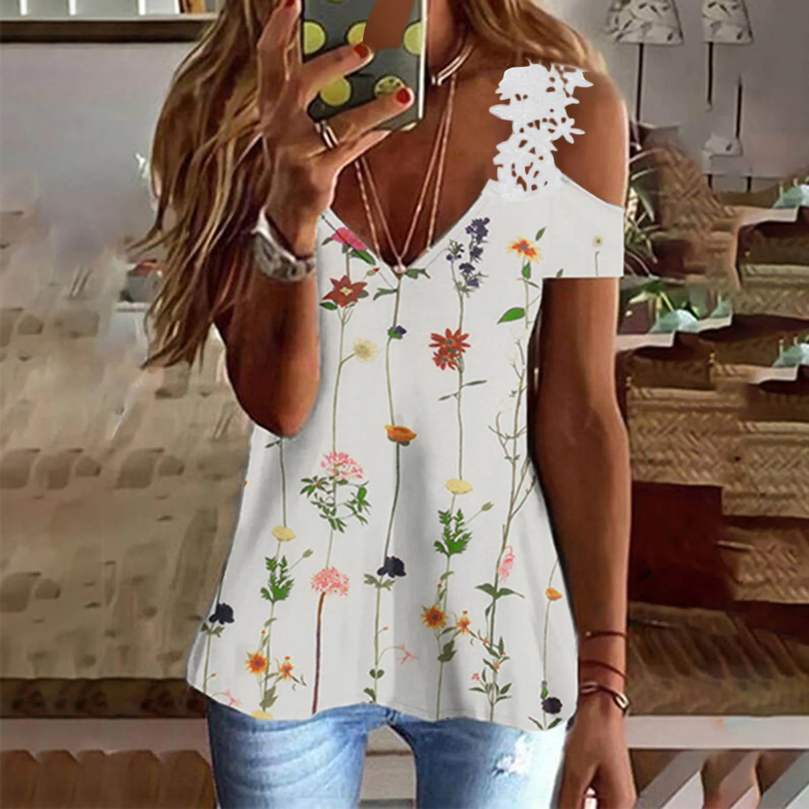 

Женская Кружевная футболка с открытыми плечами и V-образным вырезом