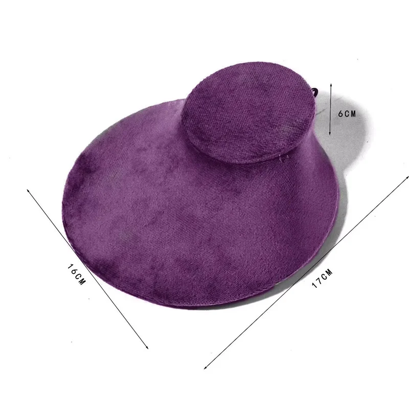 

Подставка для ожерелий из ткани и МДФ