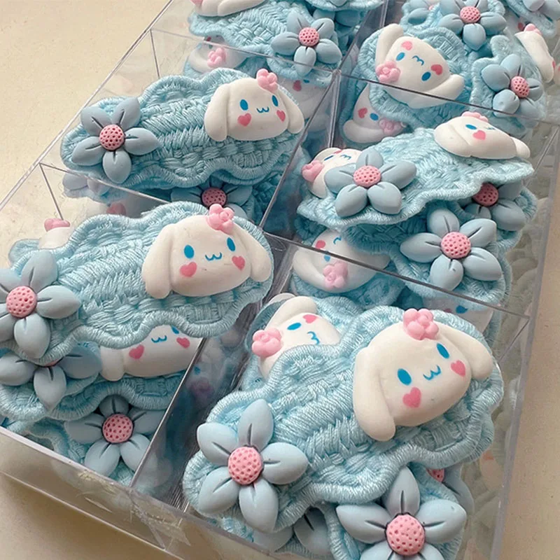 

Заколка для волос Sanrio Cinnamoroll, милая шерстяная Заколка-челка с боковым зажимом, зажим Bb, вязаный головной убор для девочек, рождественский под...