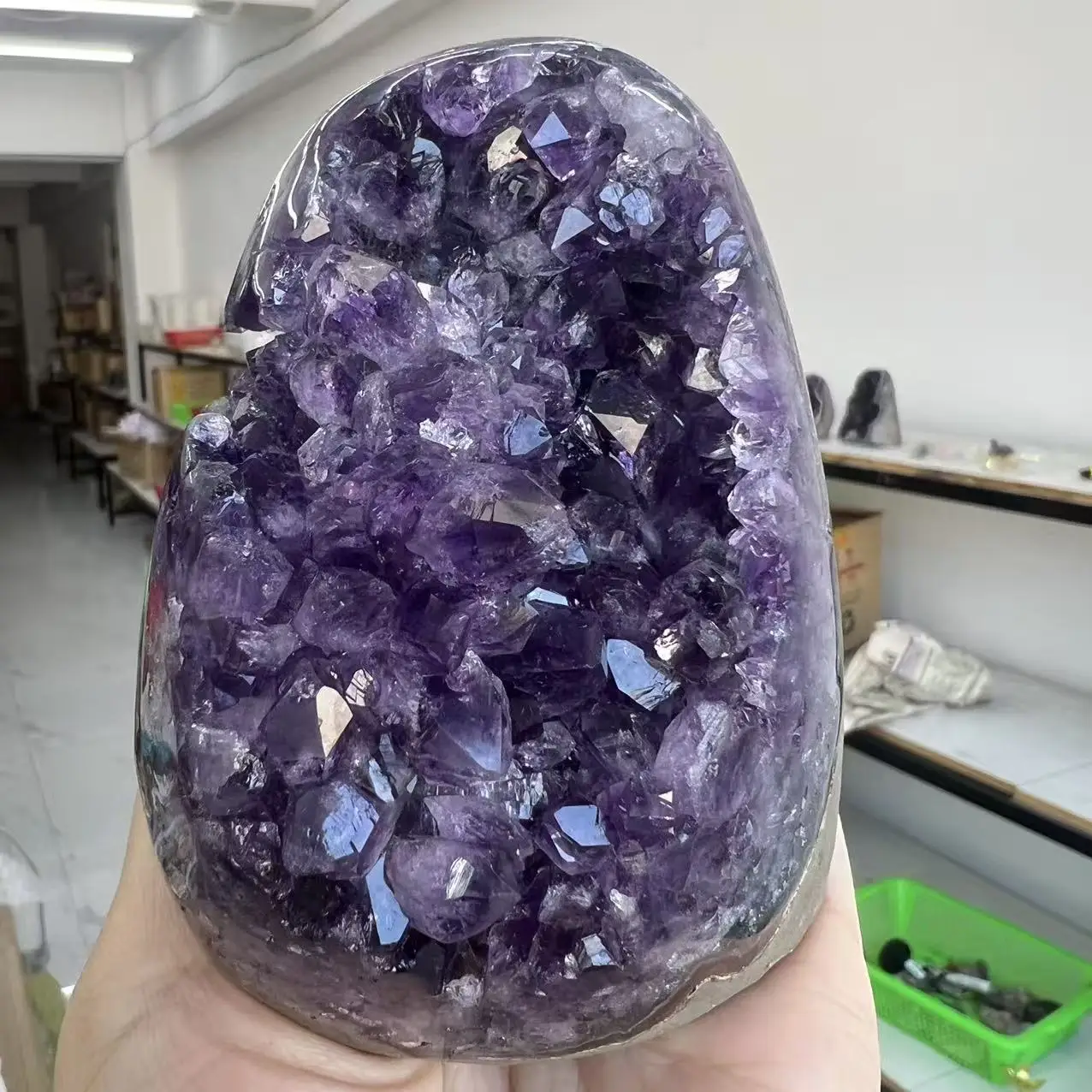 

Натуральный Уругвайский Аметистовый Кристалл Кластер