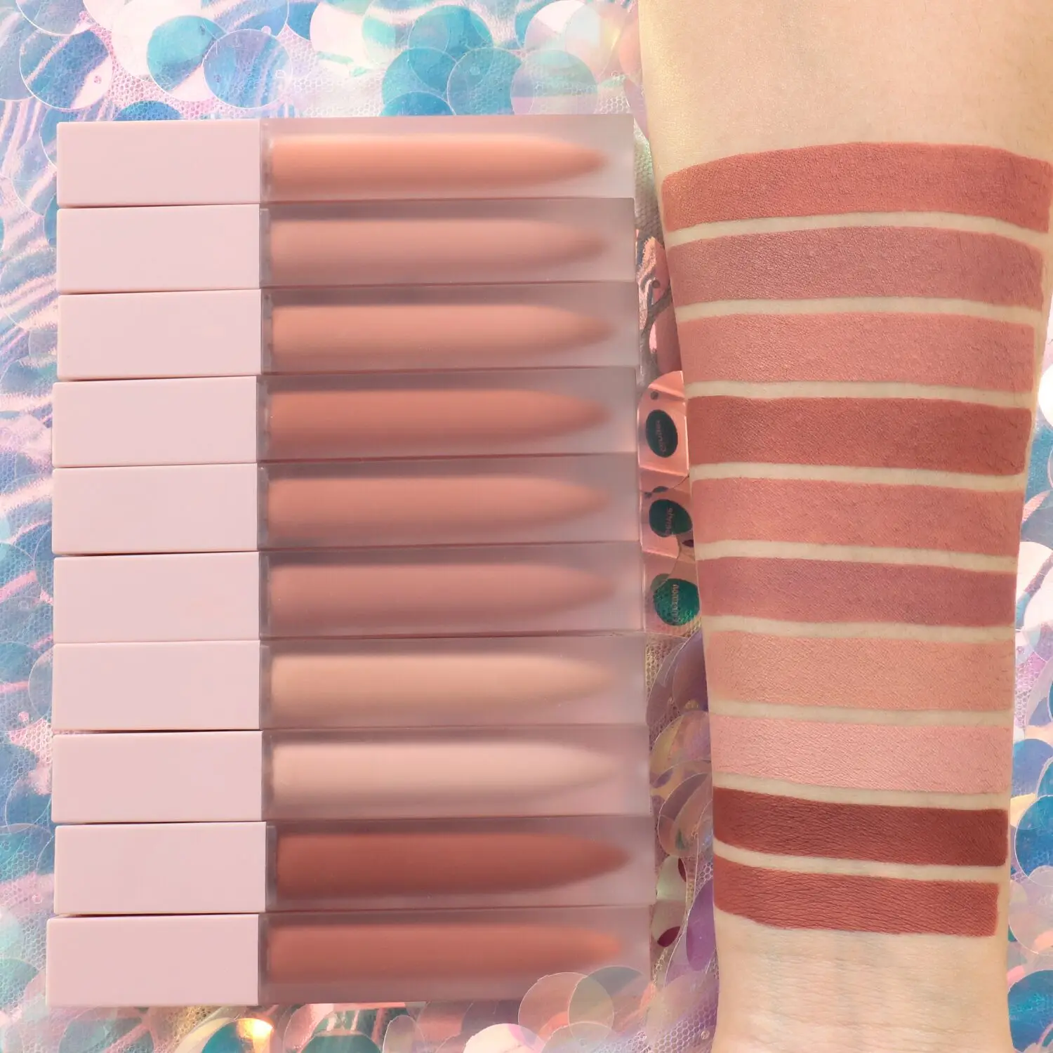 Фото lowa szminka w płynie Wodoodporna, długotrwała pomadka do ust Private Label Vegan Nude Matte Lipstick Wholesale Bulk For Business №1