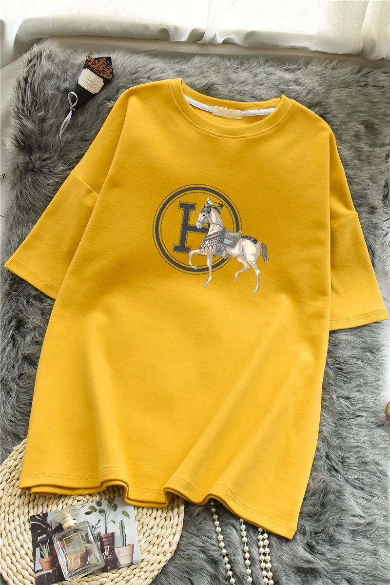 Рисунок 6 - Футболка женская оверсайз в гонконгском