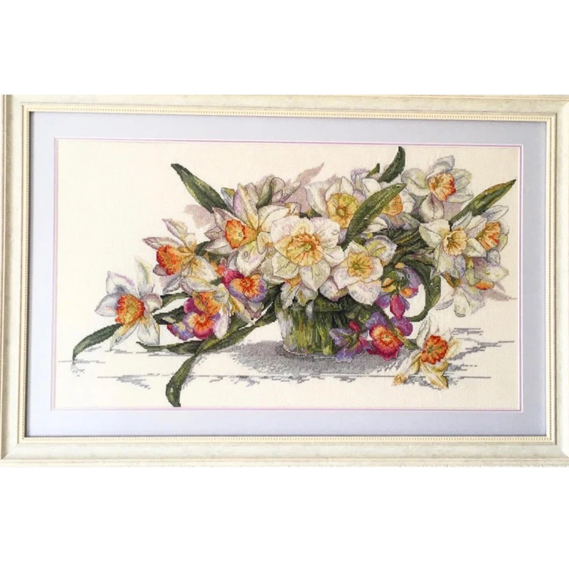 

Gold Collection Counted Cross Stitch Kit Daffodil Bouquet Flower Narcissus Vase Flowers Merejka K-14