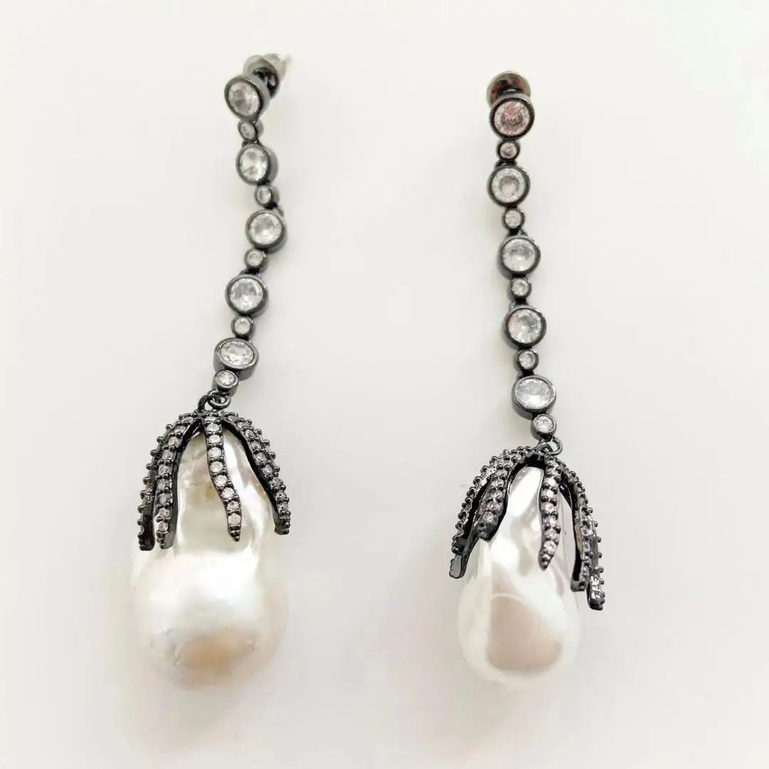 Pearl earrings Simple European and American slightly inlaid zircon earrings for women