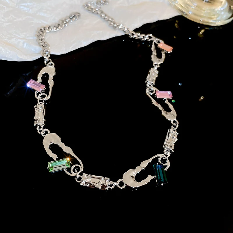 

DREJEW Pleated Pin Square Patchwork Chain Necklace Hip Hop Punk Party Women's Neck Chain Rhinestones Geometric Choker Necklace