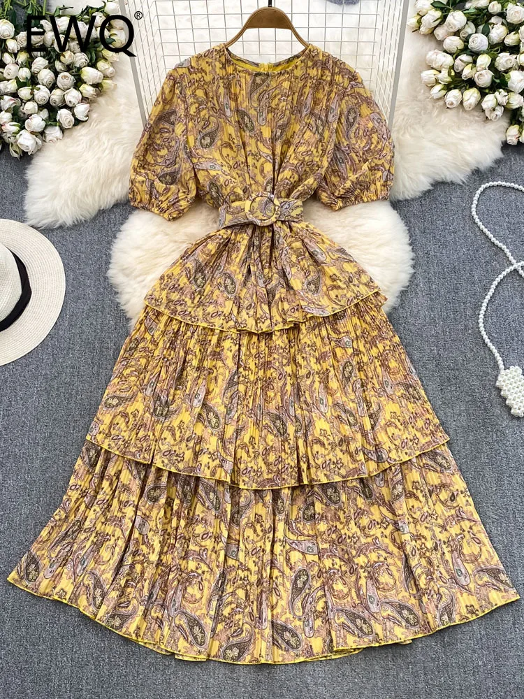 

Платье-трапеция женское с коротким рукавом, круглым вырезом и поясом