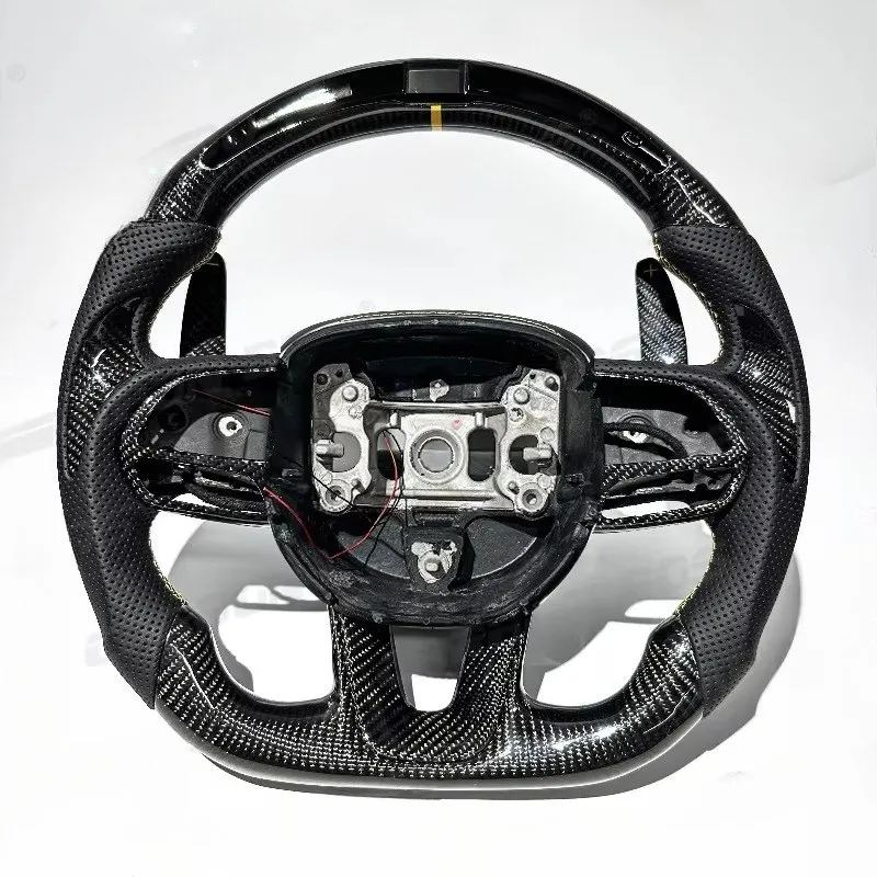Фото Руль из карбона RGB/SRT для Dodge Challenger Charger RT Durango SRT Scat Pack 392 Super Bee Trackhawk №3