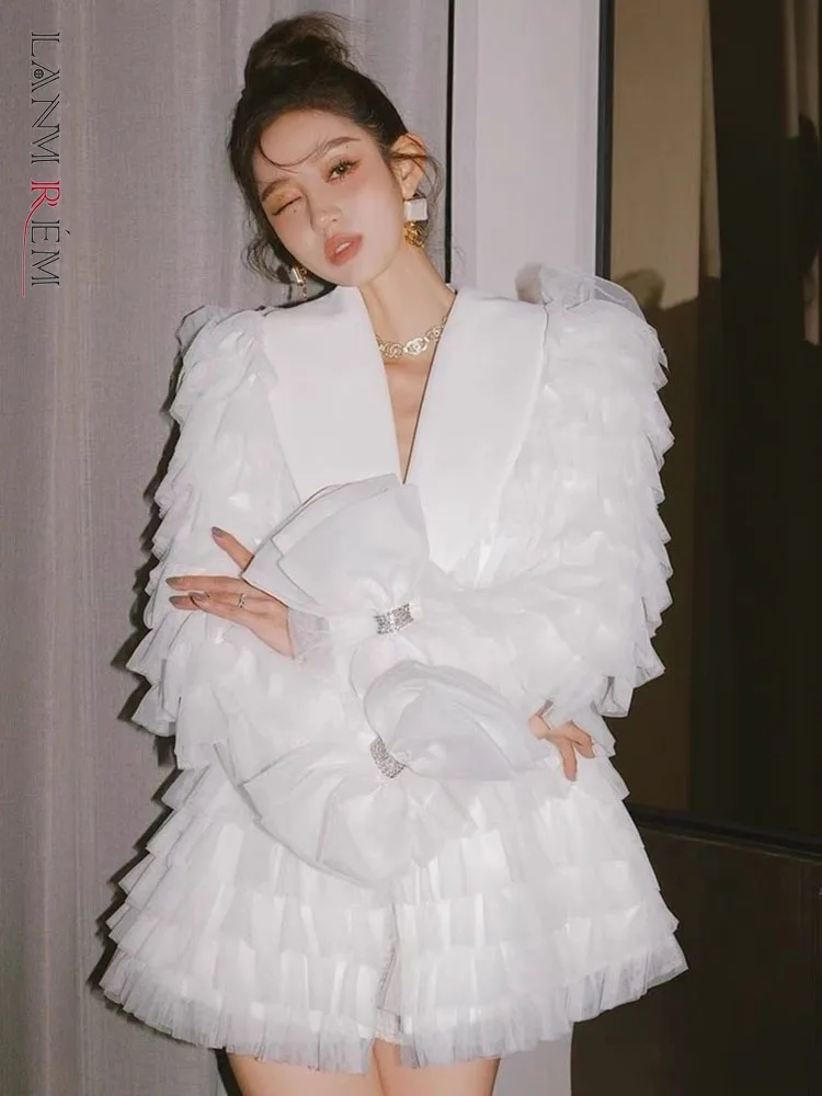 

LANMREM White Bow Diamond Button Suit Women's Niche Layered Yarn Feather High End Jacket Coat Korean Style 2022 Autumn 2R2873