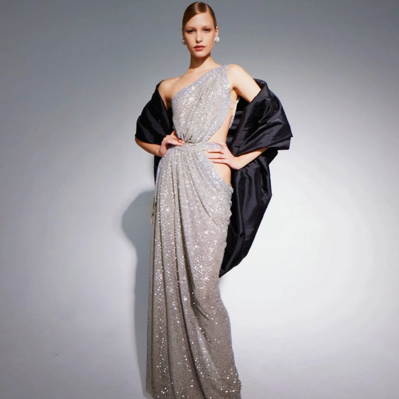 

Women Sexy Sequined Off-Shoulder Backless Hollow Waist Dress Evening Birthday Party Celebrity Designer Fashion Bodycon Dress