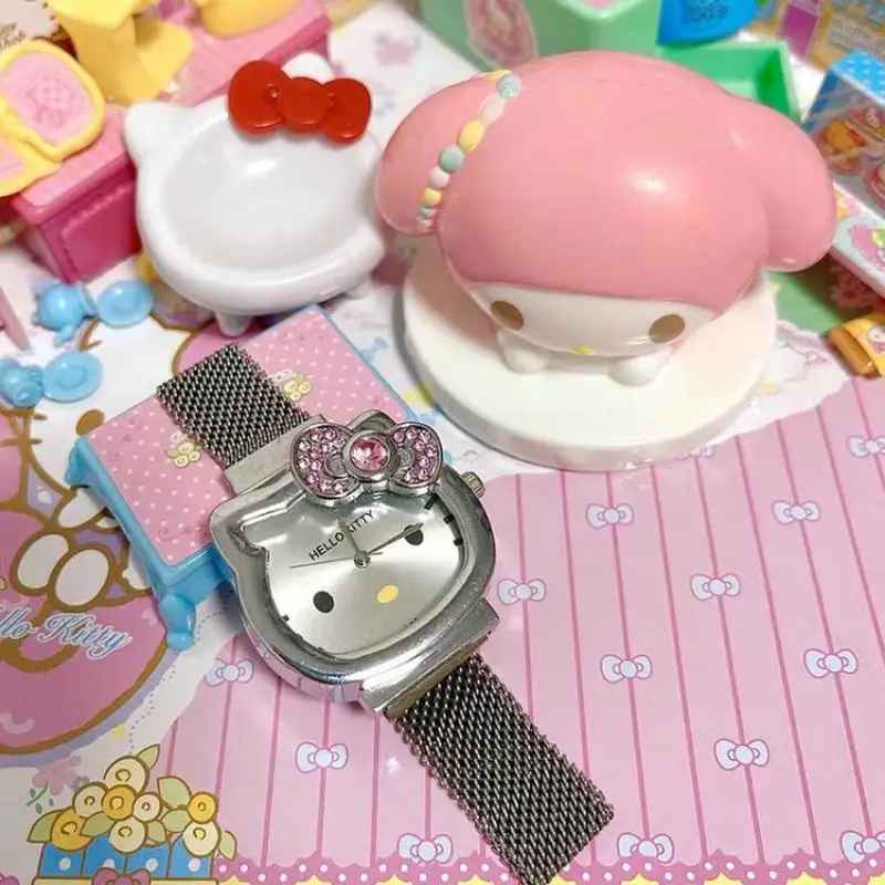 Милые часы Sanrios Hellokittys Мультяшные милые портативные Аниме дорожные кварцевые
