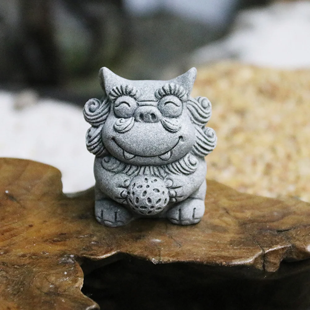 

2 Pcs Lion Figurine Ornament Miniature Decor Medium Tabletop Adornment Desktop Statue Model