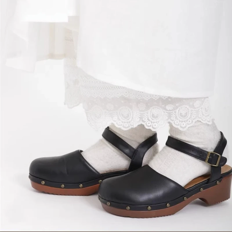 

Baotou Rivet Women Shoes Vintage Fashion Ankle Buckle High Heels Autumn 2023 New Pumps JAPAN Literary Style Chaussure Femme