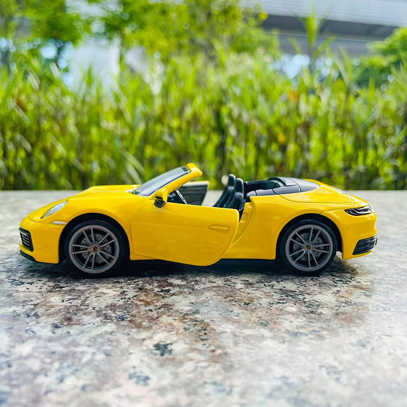 Литая под давлением металлическая модель автомобиля Porsche Carrera Cayman MSZ формула для