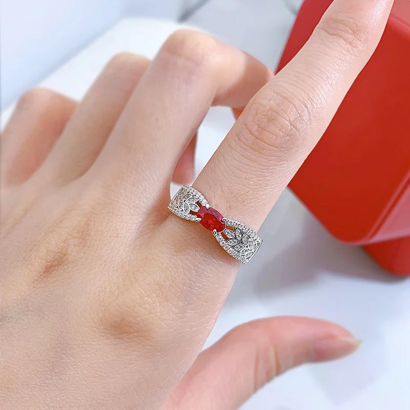 

Sterling silver wheat ear hollowed out ribbon imitation ruby ring for female niche design, luxurious and three-dimensional in st