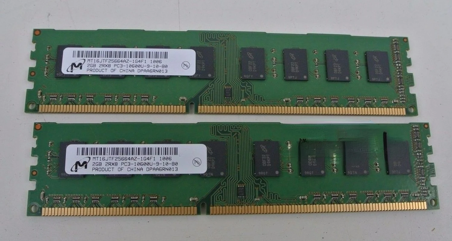 

RAM MT 2G 2RX8 PC3-10600U-9-10-B0 MT16JTF25664AZ-1G4F1 memory stick