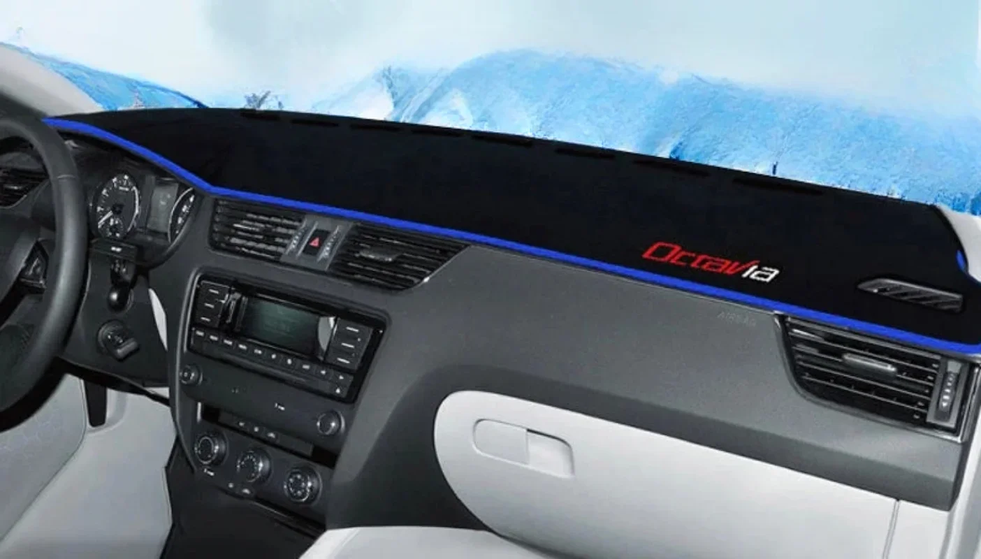 Коврик для приборной панели Skoda Octavia Накладка защиты декоративный коврик 2015 2016 2017